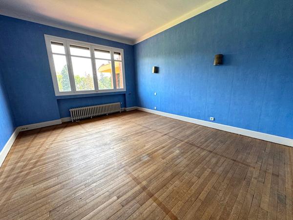 Maison de Maître 8 pièces 325m² avec Piscine / Terrain de tennis / Parc de 25 000m² / L'UNION
