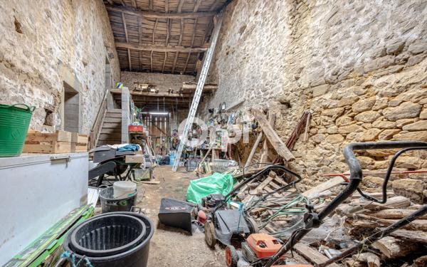 Maison à vendre    2 pièces • 60 m2 Cognac-la-Forêt