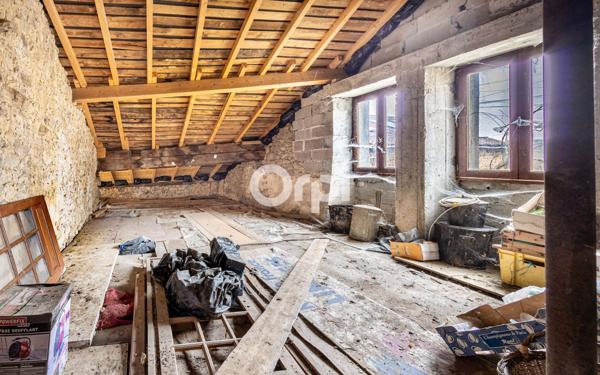 Maison à vendre    2 pièces • 60 m2 Cognac-la-Forêt