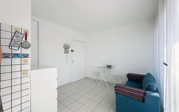 Appartement à louer    1 pièce • 12,98 m2 Saint-Maur-des-Fossés