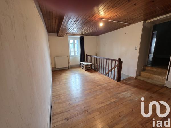 Maison à vendre 9 pièces 145 m² Le Mayet-de-Montagne