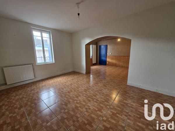 Maison à vendre 9 pièces 145 m² Le Mayet-de-Montagne