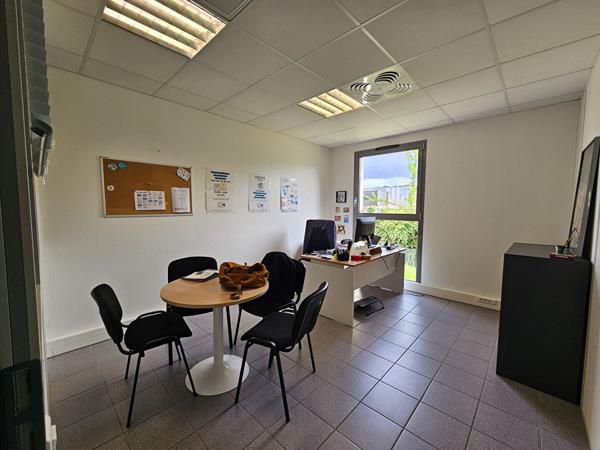 A LOUER - Bureaux Vertou 94 m2