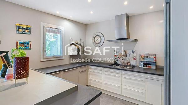 Bastide de 4 pièces avec studio à vendre à Pertuis