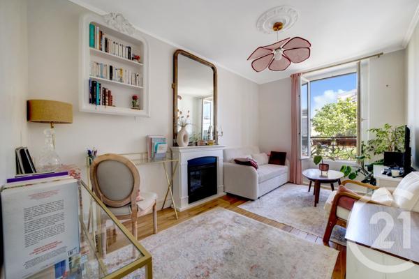 Appartement F2 à vendre  2 pièces - 28,52 m2 PARIS - 75010