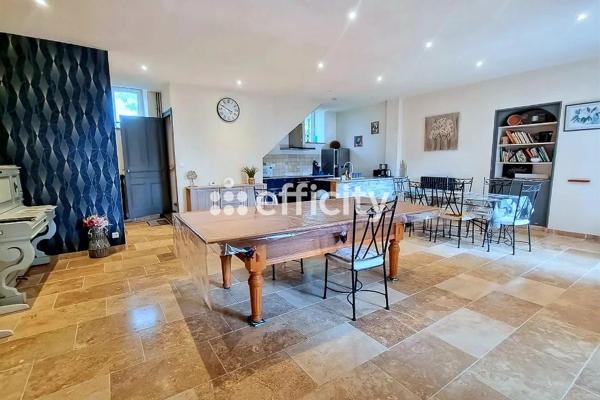 Immeuble 11 pièces - 347 m²