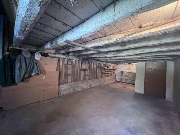 Ancien corps de ferme à vendre SAINT-PARDOUX-LE-LAC (87)