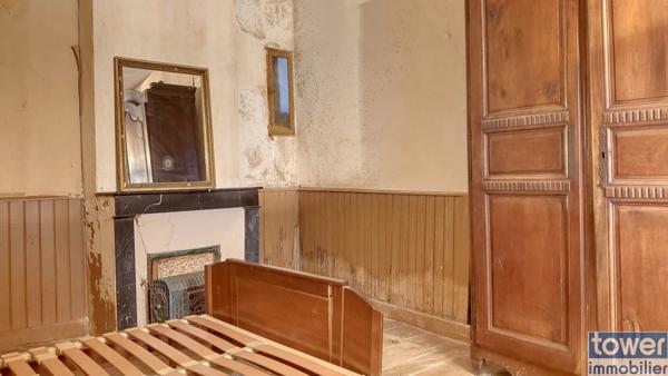 Maison de village
                                                                                                                                                                                                                                                                                                                        8 pièce(s)                                                                                                                                                                                                          4 chambre(s)                                                                                                                                                                                                          170  m²