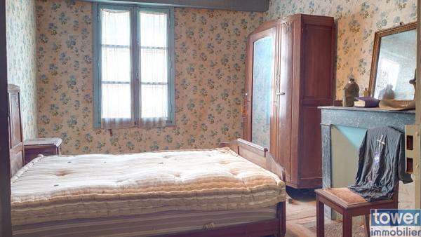 Maison de village
                                                                                                                                                                                                                                                                                                                        8 pièce(s)                                                                                                                                                                                                          4 chambre(s)                                                                                                                                                                                                          170  m²