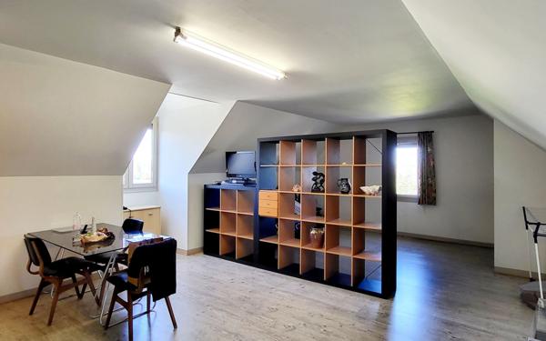 Maison à vendre    3 pièces • 202,05 m2 Châtillon-Coligny