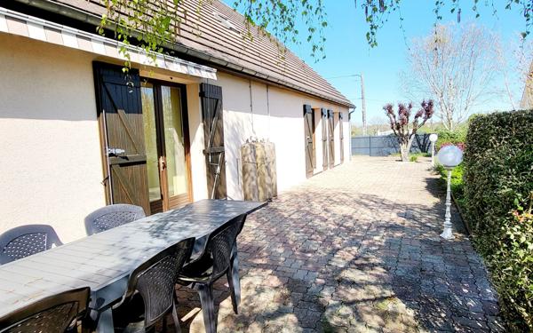 Maison à vendre    3 pièces • 202,05 m2 Châtillon-Coligny