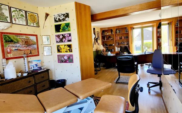 Maison à vendre    3 pièces • 202,05 m2 Châtillon-Coligny