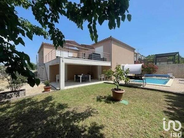 Maison à vendre 5 pièces 140 m² Saint-Privat-des-Vieux