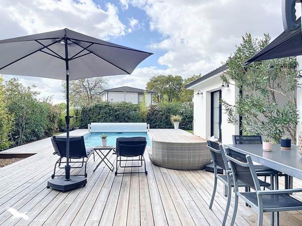 Maison à vendre 598 500 € Le Taillan-Médoc 6 p 135 m² DPE C