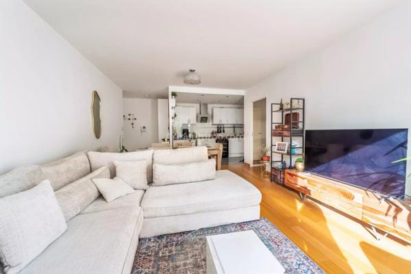 Vente                                                      Appartement
                        
                     3 pièces                      70 m2                     à Boulogne-Billancourt