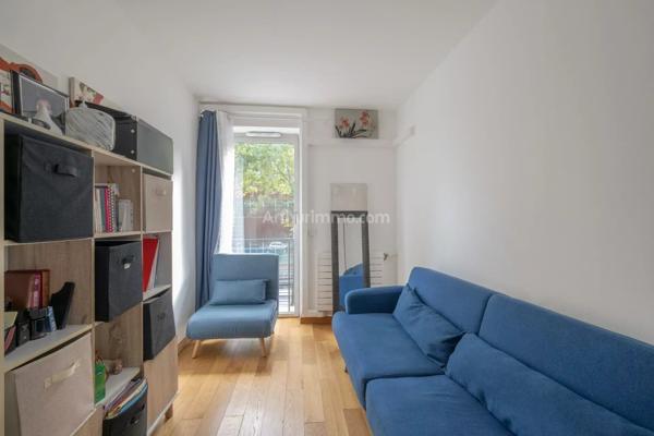 Vente                                                      Appartement
                        
                     3 pièces                      70 m2                     à Boulogne-Billancourt