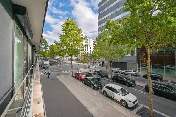 Vente                                                      Appartement
                        
                     3 pièces                      70 m2                     à Boulogne-Billancourt