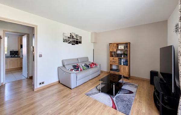 Appartement 282 000 € Saint-Cyr-l'École 4 p 72 m² DPE C