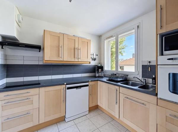 Appartement 282 000 € Saint-Cyr-l'École 4 p 72 m² DPE C