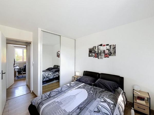 Appartement 282 000 € Saint-Cyr-l'École 4 p 72 m² DPE C