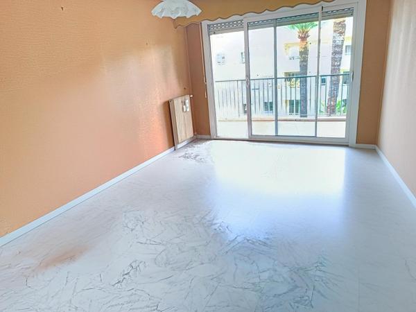 T3 Traversant de 73 m² + Balcon + Cave