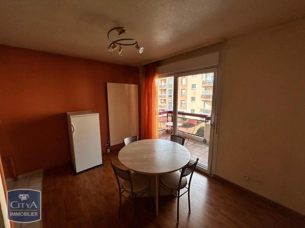 Appartement à louer 1 pièce 33m² Belfort (90000)