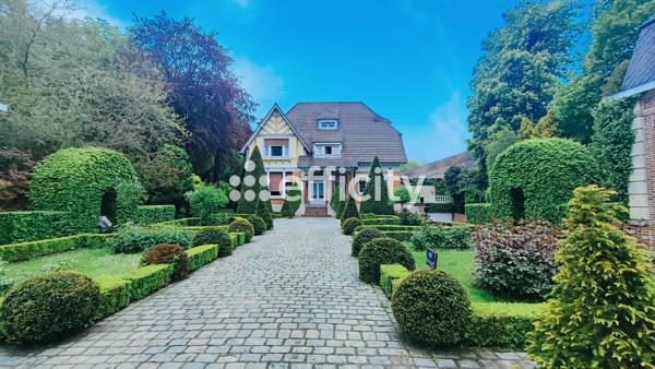 Maison 10 pièces - 255 m² Bien prestige