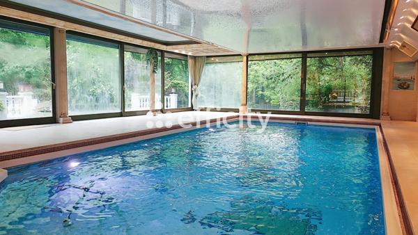 Maison 10 pièces - 255 m² Bien prestige