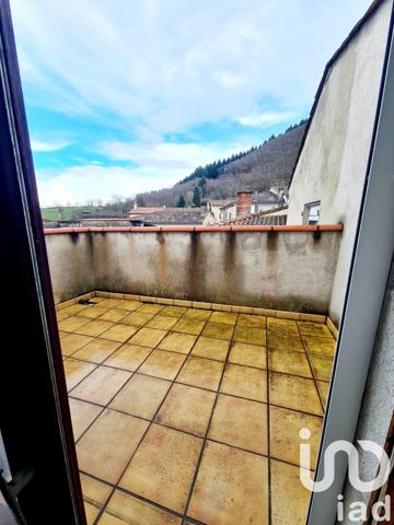 Maison 7 pièces de 150 m² à Aiguefonde (81200)