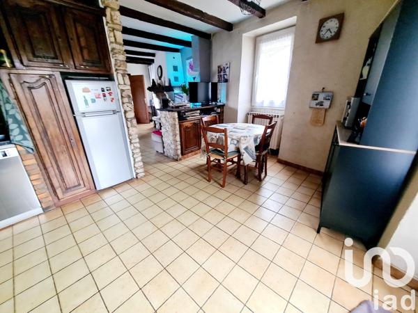 Maison 7 pièces de 150 m² à Aiguefonde (81200)