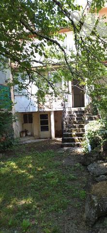 VIC-FEZENSAC, Maison de ville 77 m² + cave jardin