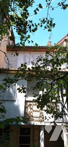VIC-FEZENSAC, Maison de ville 77 m² + cave jardin