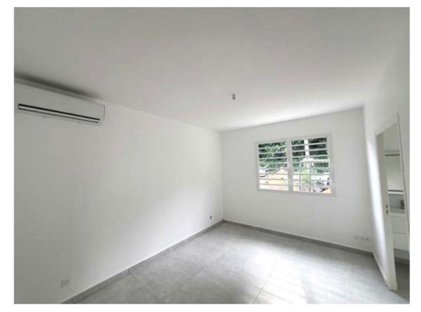 Jolie villa T4  neuve secteur résidentiel Baie Mahault