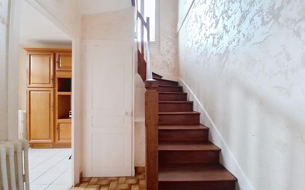 Maison à vendre    5 pièces • 88,50 m2 Néris-les-Bains