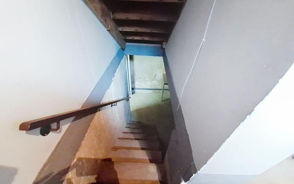 Maison à vendre    5 pièces • 88,50 m2 Néris-les-Bains