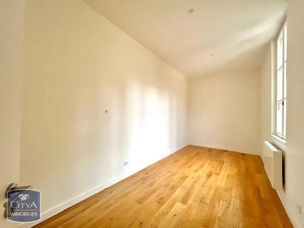 Appartement à louer 3 pièces 64.7m²