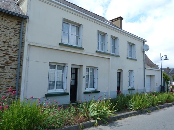 Maison - 4 chambres - SUD de POUANCE , Ombree d anjou Maison - 4 chambres - SUD de POUANCE , Ombree d anjou