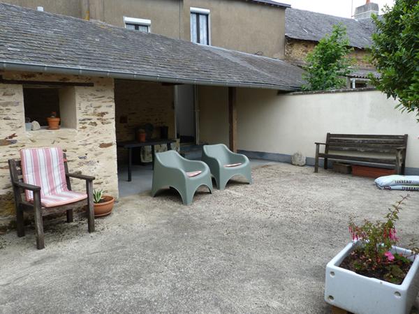Maison - 4 chambres - SUD de POUANCE , Ombree d anjou Maison - 4 chambres - SUD de POUANCE , Ombree d anjou