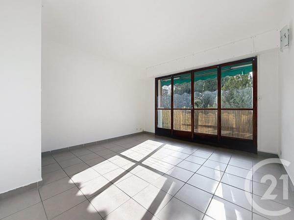 Appartement T2 à vendre  2 pièces - 42,45 m2 MARSEILLE - 13013