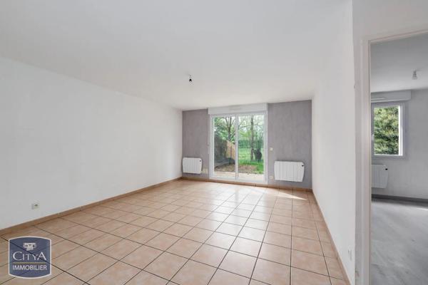 Maison à louer 4 pièces 78.6m² Vendat (03110)