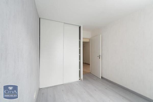Maison à louer 4 pièces 78.6m² Vendat (03110)