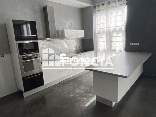 Location Appartement 3 pièces 107.65 m² - 39 RUE MARCEL VERFAILLIE Tourcoing 59200