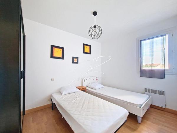 Appartement meublé T3 d'environ 46 m² avec loggia