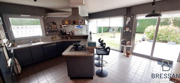 Maison 7 pièce(s) 5 chambre(s) 236 m²