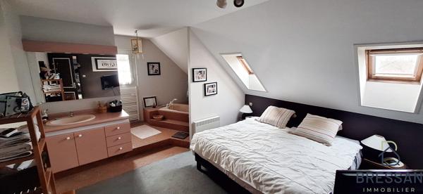 Maison 7 pièce(s) 5 chambre(s) 236 m²