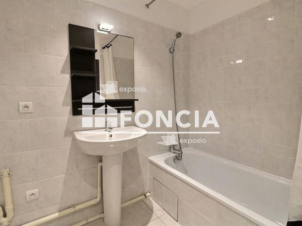 Location Appartement 2 pièces 45.4 m² - MONTCHARVET Les Adrets 38190