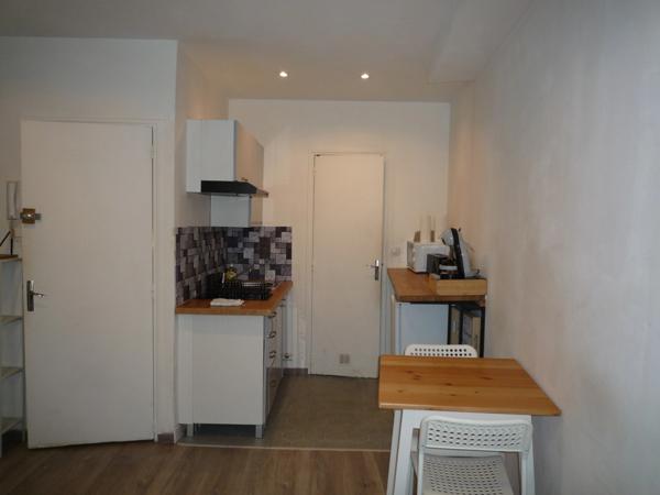 Dpt Aisne (02), CHATEAU THIERRY, à vendre, immeuble mixte habitation commerce excellente rentabilité