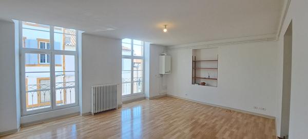 A louer Appartement vide T2 Mont De Marsan hyper centre
