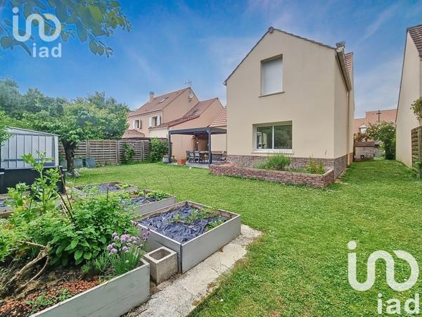 Maison 7 pièces de 151 m² à Bailly-Romainvilliers (77700)