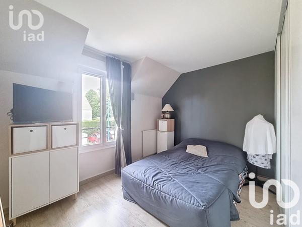 Maison 7 pièces de 151 m² à Bailly-Romainvilliers (77700)